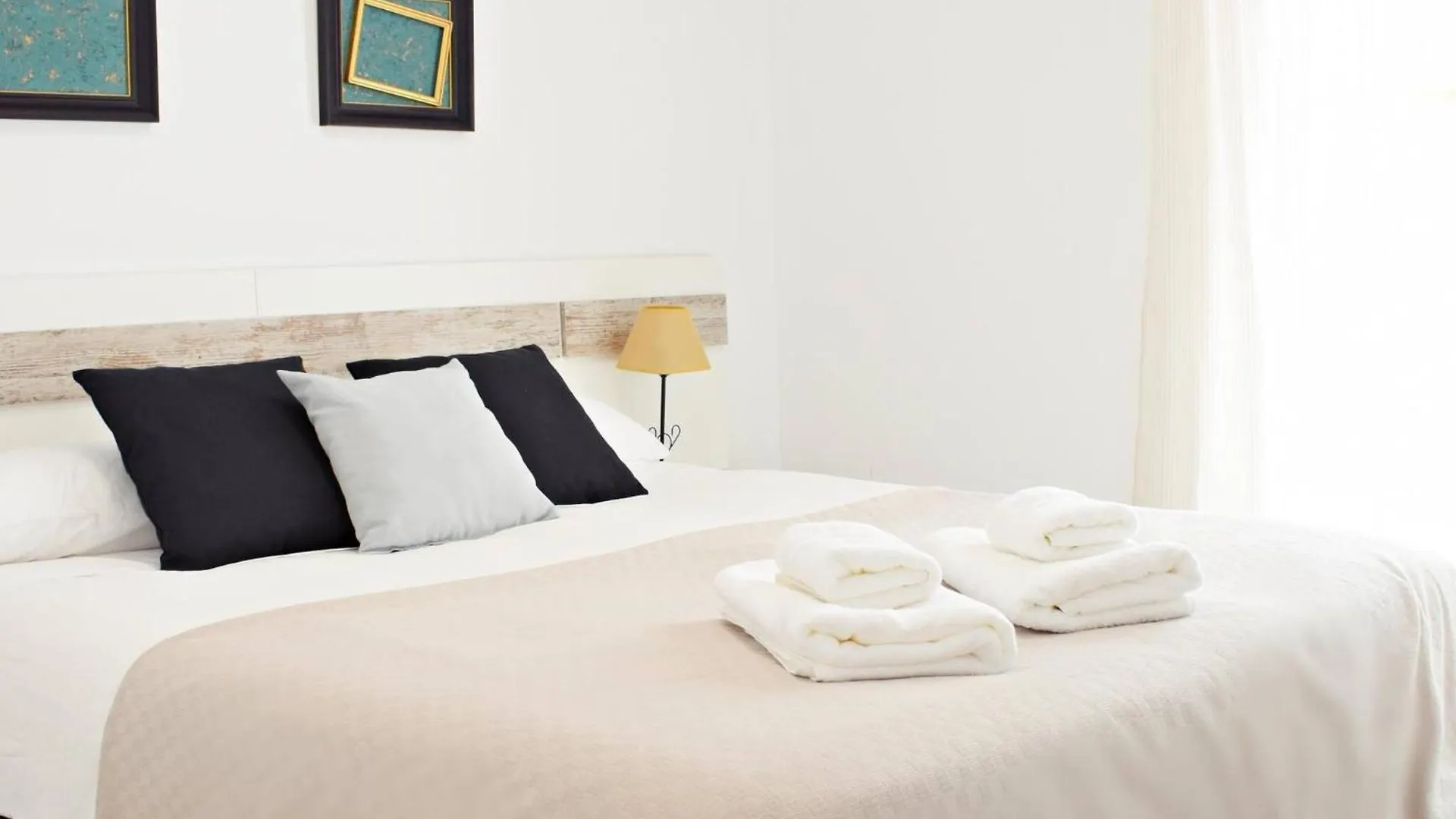 Esplendido Chalet Cerca De Playa Con Piscina Torre Del Mar 0*,