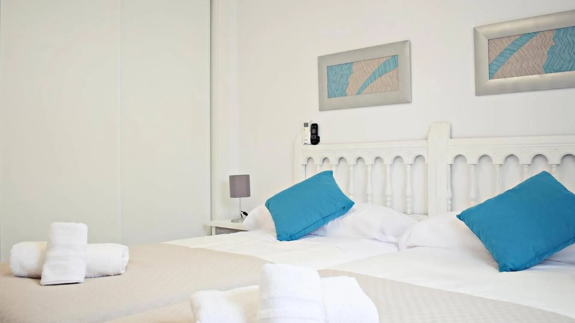 Esplendido Chalet Cerca De Playa Con Piscina Torre Del Mar Holiday home
