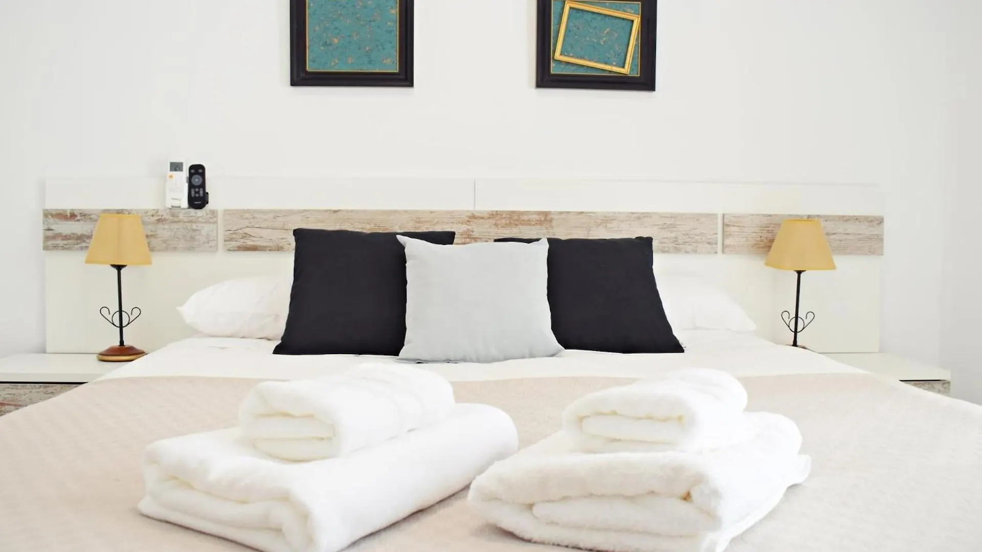 Holiday home Esplendido Chalet Cerca De Playa Con Piscina Torre Del Mar Spain