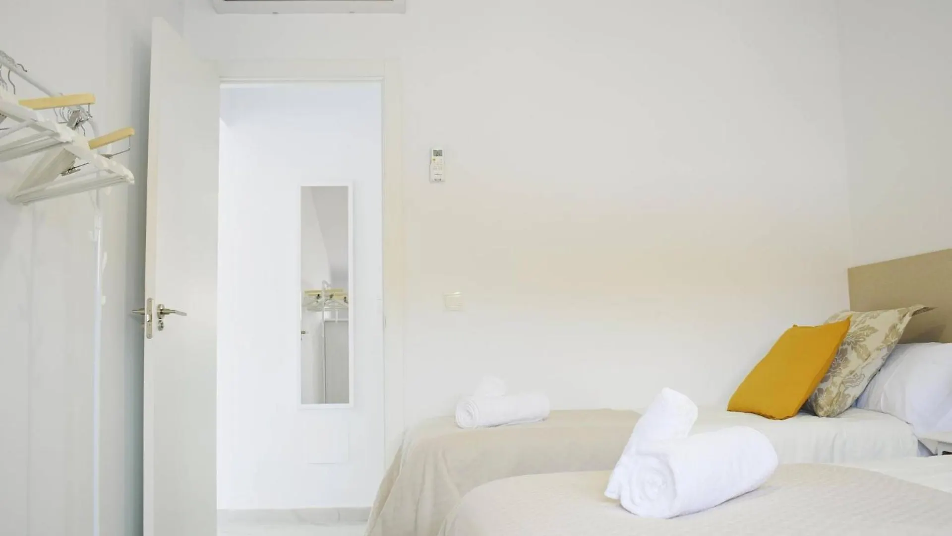 Esplendido Chalet Cerca De Playa Con Piscina Torre Del Mar Holiday home