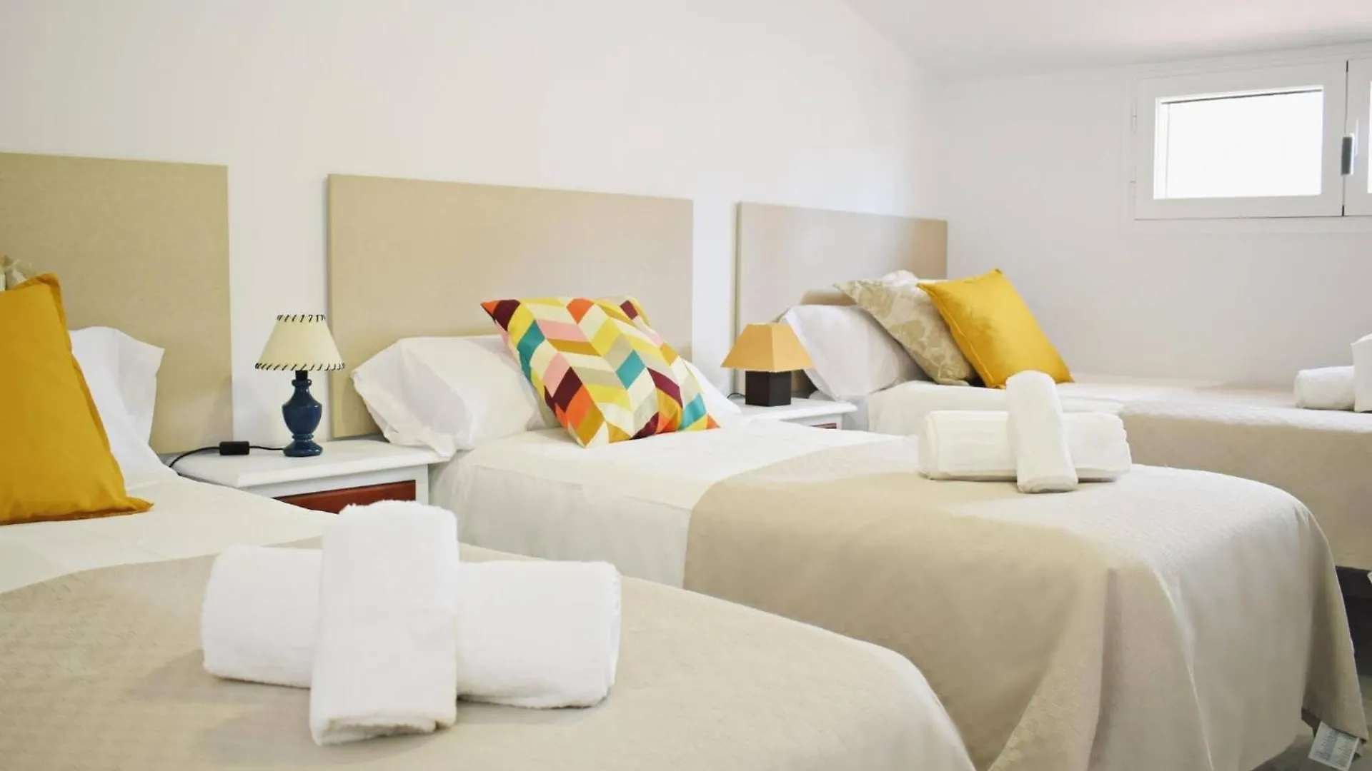 Esplendido Chalet Cerca De Playa Con Piscina Torre Del Mar 0*,