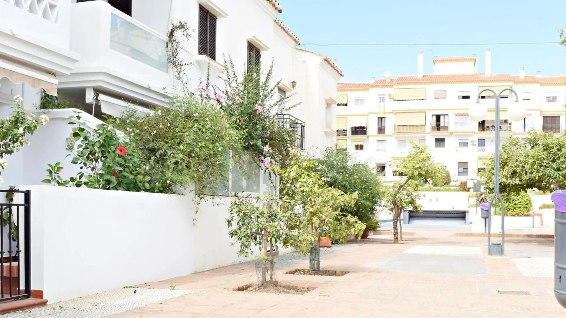 Esplendido Chalet Cerca De Playa Con Piscina Torre Del Mar Holiday home