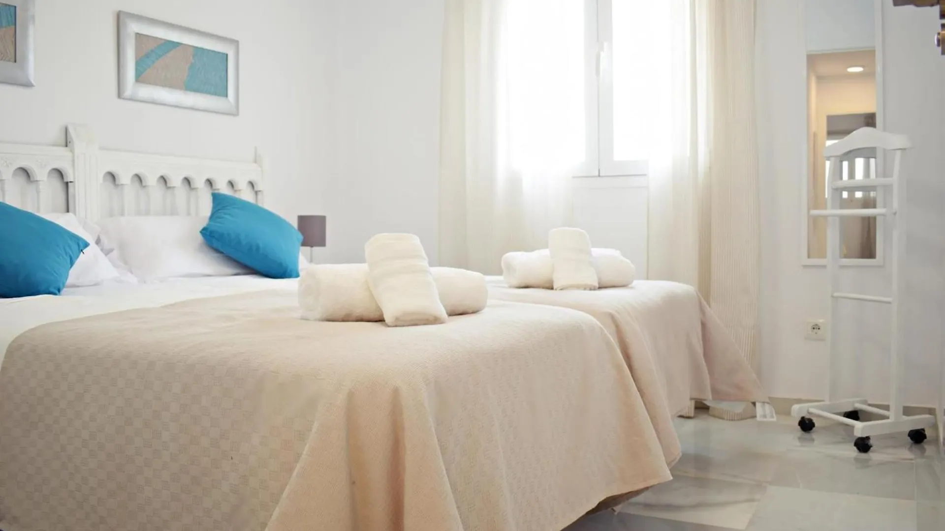 Holiday home Esplendido Chalet Cerca De Playa Con Piscina Torre Del Mar
