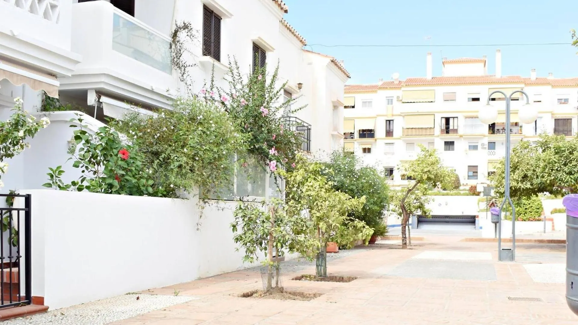 Esplendido Chalet Cerca De Playa Con Piscina Torre Del Mar Holiday home
